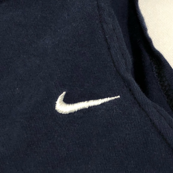 nike rework crop top - Picture 2 of 3